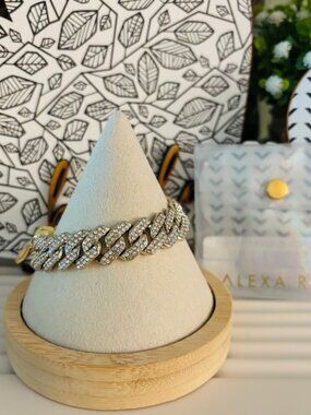 Bar by Alexa Rae The OMG! Bracelet- Linen